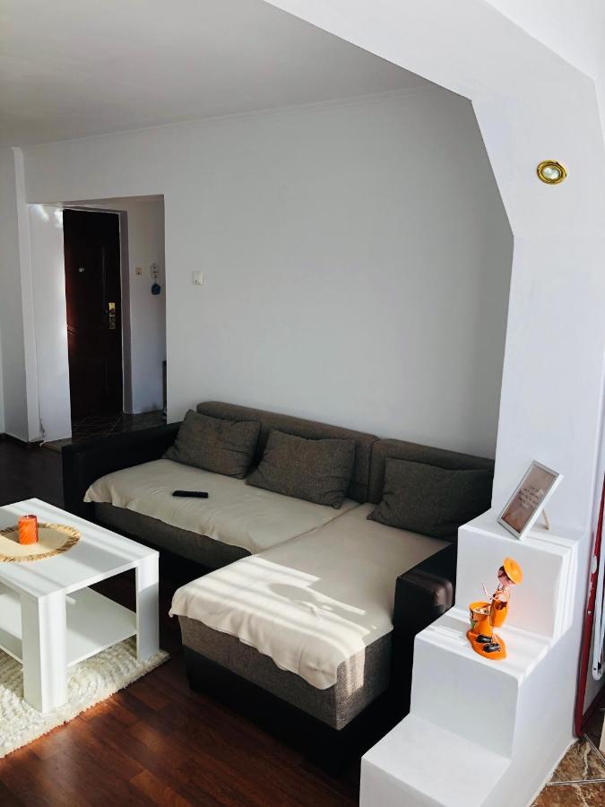 Ana-Maria Home Ramnicu Valcea Ngoại thất bức ảnh